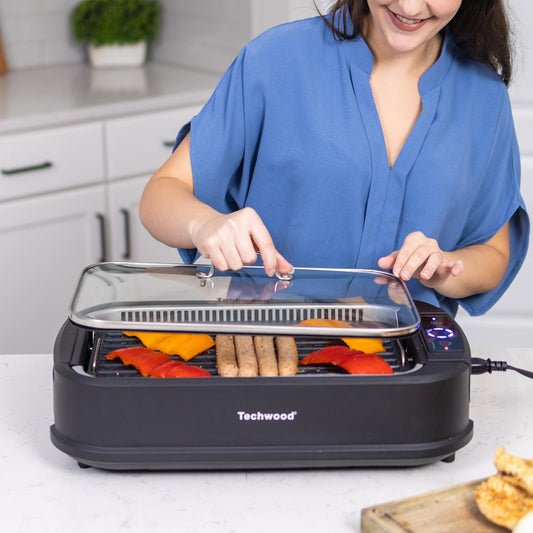 Indoor Grill, Techwood 1500W Smokeless Electric Grill with Tempered Glass Lid, Compact & Portable Non-Stick BBQ Grill with 6-Level Control, Dishwasher Safe, Black