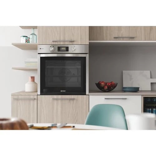 2026 Indesit recessed electric oven: stainless steel colour, self-cleaning IFWS 5844 JH IX : Large appliances