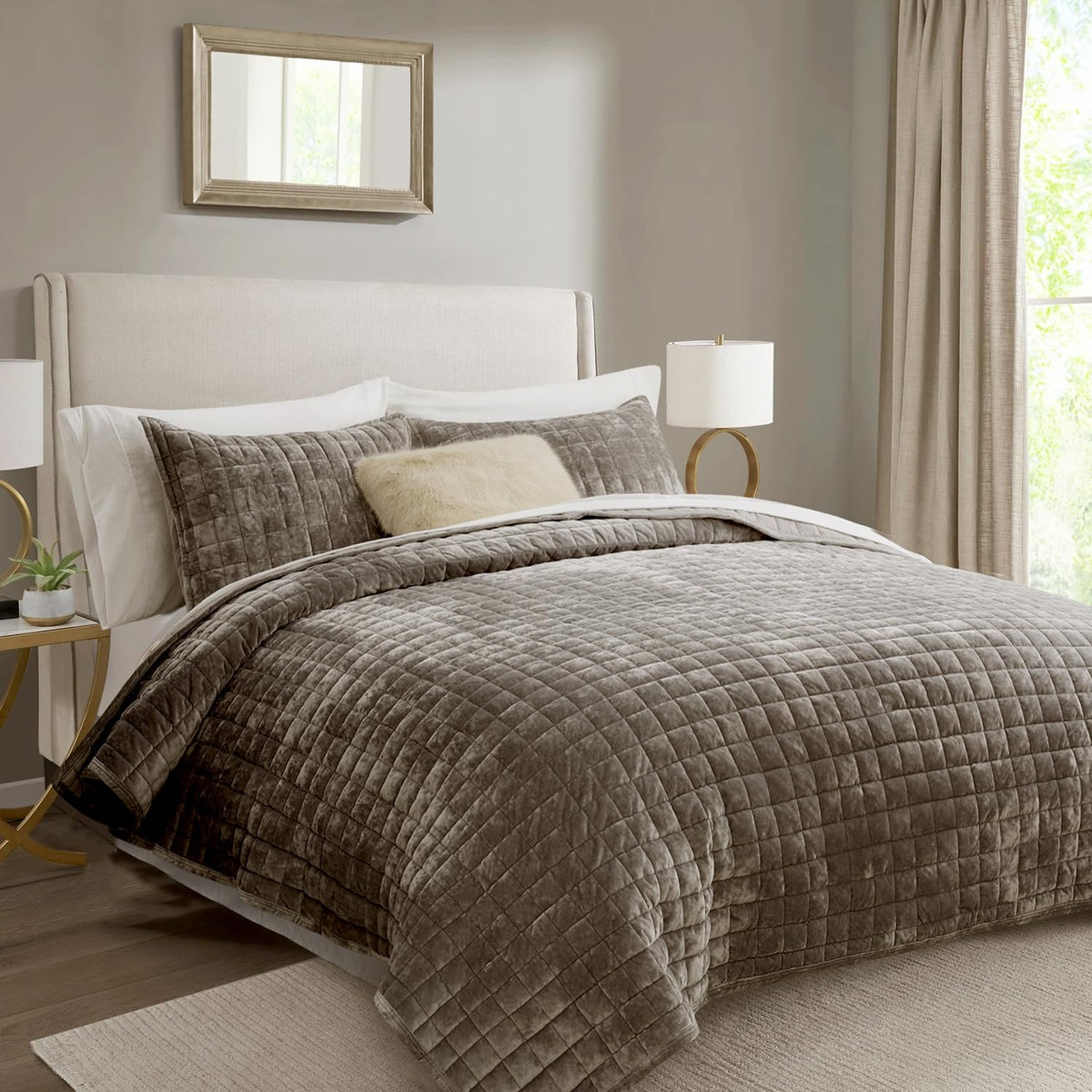 RECYCO Channel Box Stitch Velvet Quilt Set, King Size, Mocha Brown Ultra Soft Lightweight Velvet Comforter, Luxury Oversized Bedspread Coverlet, Quilted Bedding Set for All Season with 2 Shams