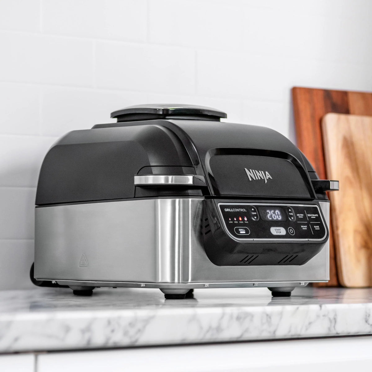 2026 Ninja Foodi Grill & Air Fryer, 5.7L, 5 Cooking Functions (Black/Silver)