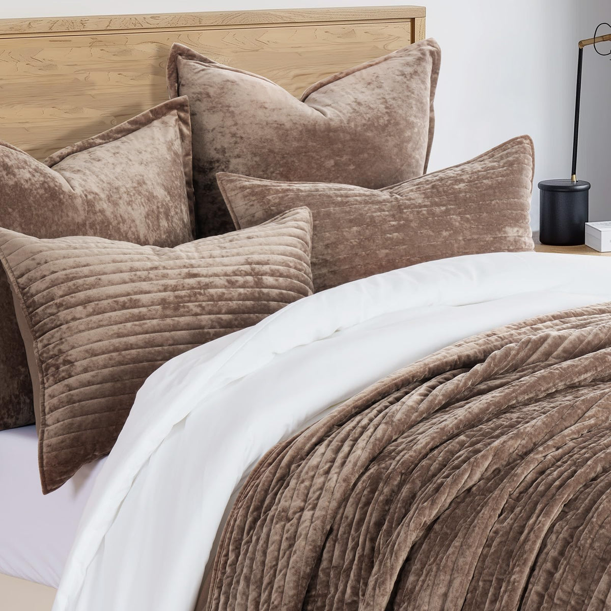 EverGrace Stripe Channel Luxury Velvet Quilt Set King Size, Mocha Brown Ultra Soft Velvet Bedding Set, Lightweight Comforter, Oversized Bedspread Coverlet for All Season, with 2 Matching Shams