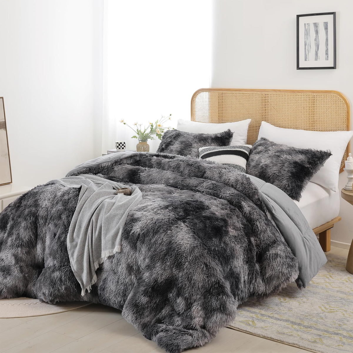 Smoofy Fluffy King Size Comforter Set Tie-dye Grey Faux Fur Comforter 3 Pcs Luxury Fuzzy King Bedding Set, Soft Plush Bed Set for All Season, 1 Cozy Comforter & 2 Pillowcases
