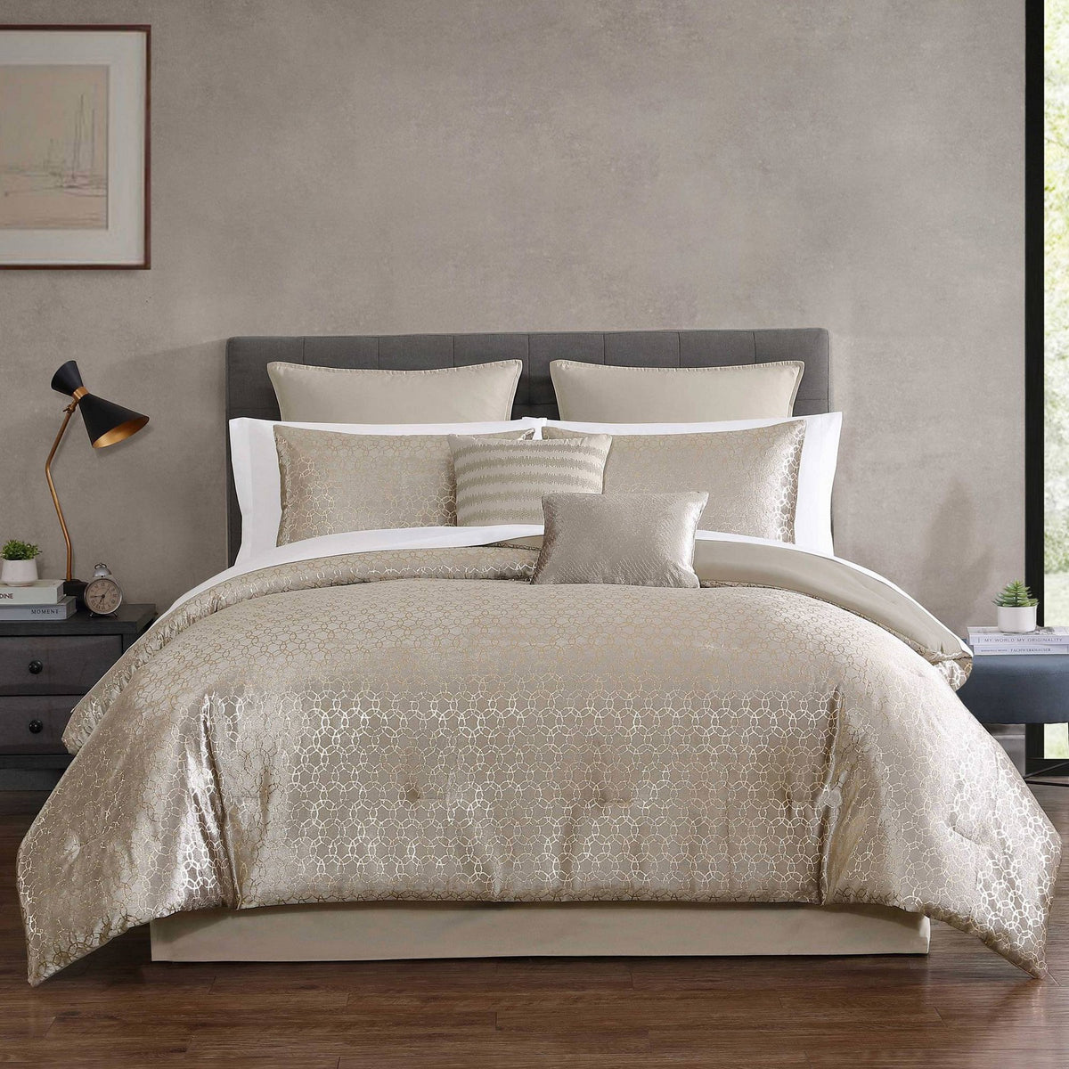 Hallmart Collectibles 12pc Queen Harlan Bedding Set Gold